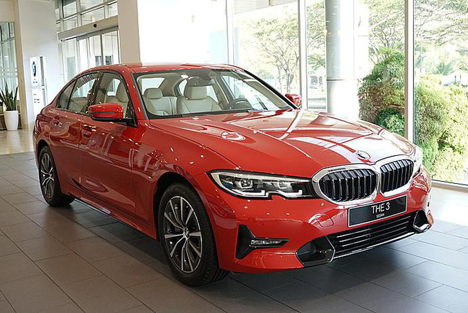 BMW giảm giá hàng loạt xe cho khách Việt chơi Tết: Cao nhất 300 triệu đồng, 3-Series mới ra mắt cũng không phải ngoại lệ - Ảnh 1.