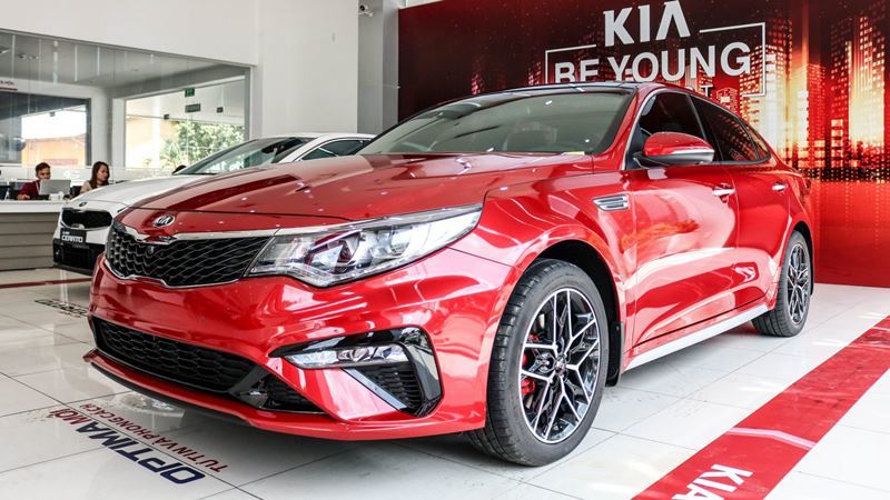 Sedan 1 tỷ : Toyota Camry vẫn độc tôn - Ảnh 6.