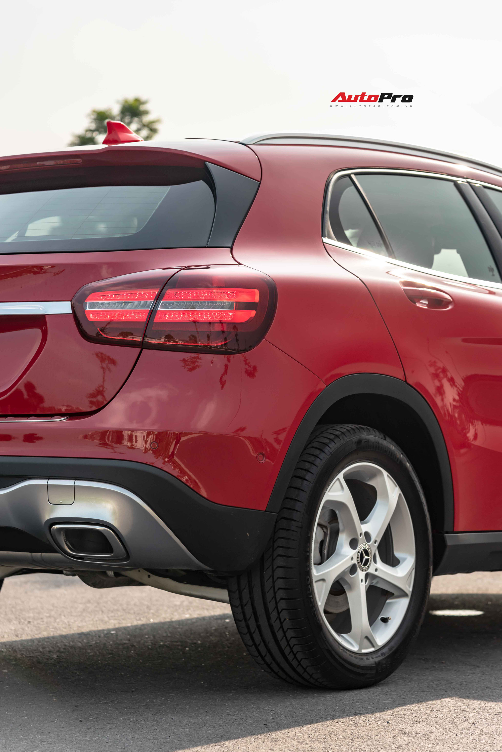 Sau hơn 5 tháng sử dụng, Mercedes-Benz GLA vẫn có giá bán lại ngang ngửa BMW X1 mua mới - Ảnh 2.