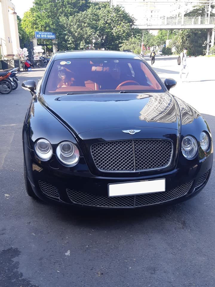 Mạnh hơn Mercedes-Maybach S 560, Bentley Continental Flying Spur cũ bán đắt hơn VinFast Lux A2.0 chỉ 200 triệu - Ảnh 1.