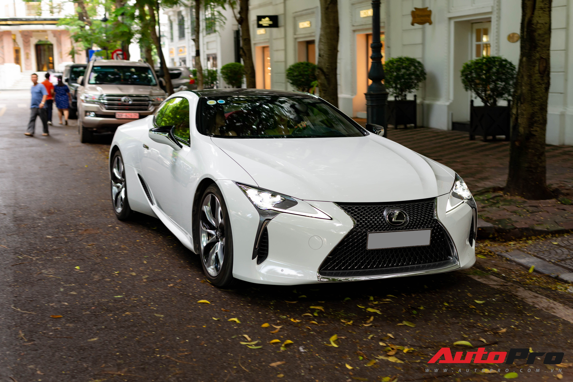 Hàng hiếm Lexus LC500 bất ngờ xuất hiện cùng dàn xe khủng tại thánh địa siêu xe Hà Nội - Ảnh 6.