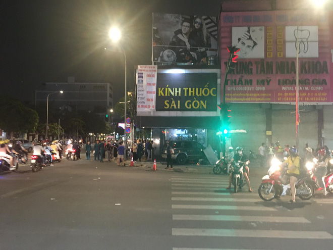 Lực lượng chức năng phong toả hiện trường.