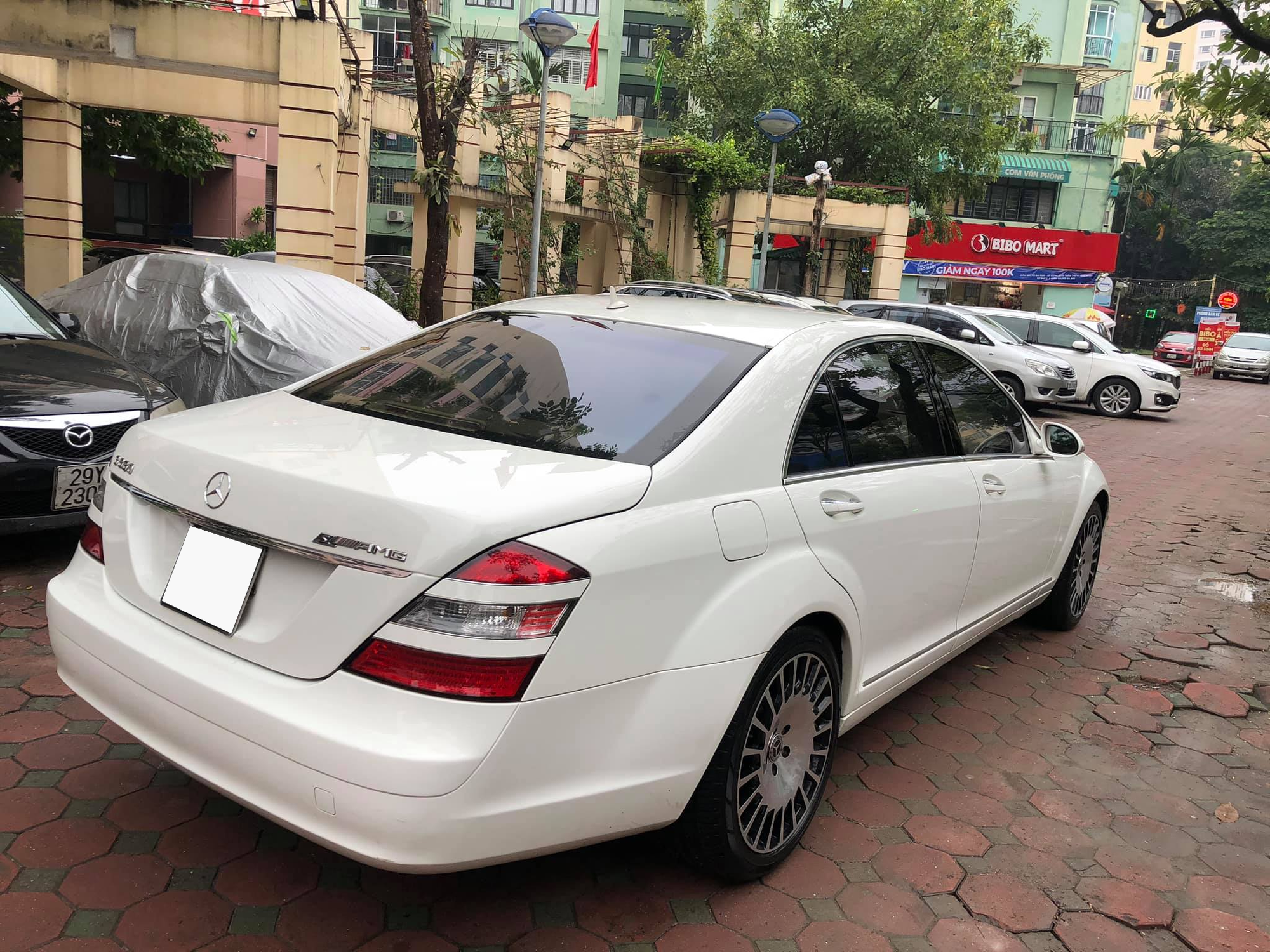 Độ kiểu Maybach, Mercedes-Benz S 550 cũ vẫn có giá rẻ hơn Toyota Corolla Altis cả chục triệu đồng - Ảnh 3.