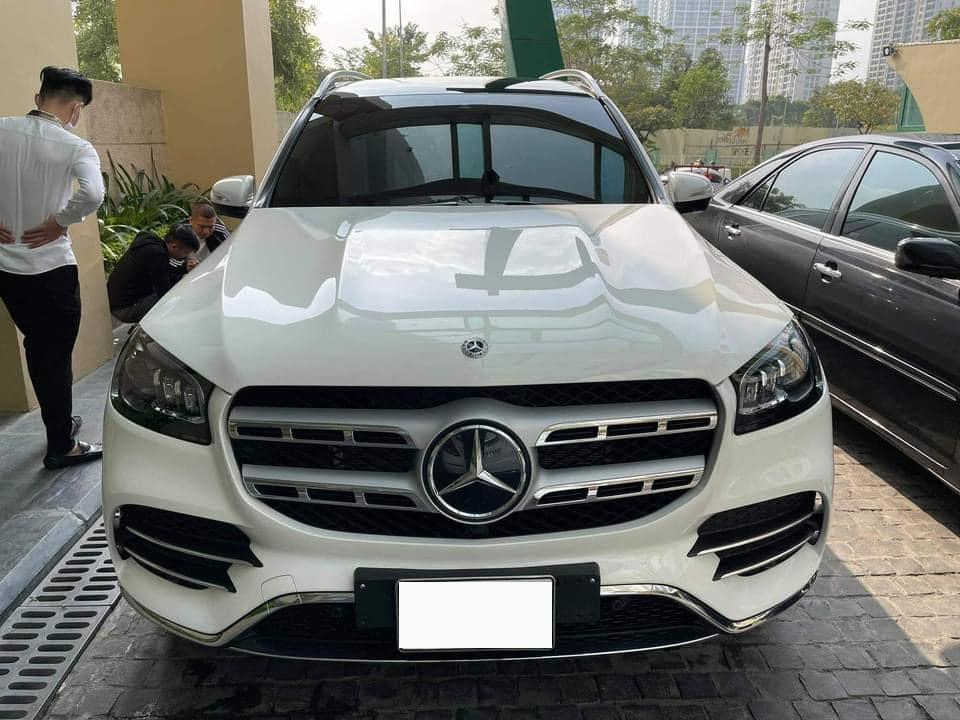 Mercedes-Benz Gls 450 2020 Lướt Đầu Tiên Được Đại Gia Việt Bán Lại: Giá 5,6  Tỷ, Kịp Lăn Bánh 5.000Km Sau 4 Tháng Đăng Ký