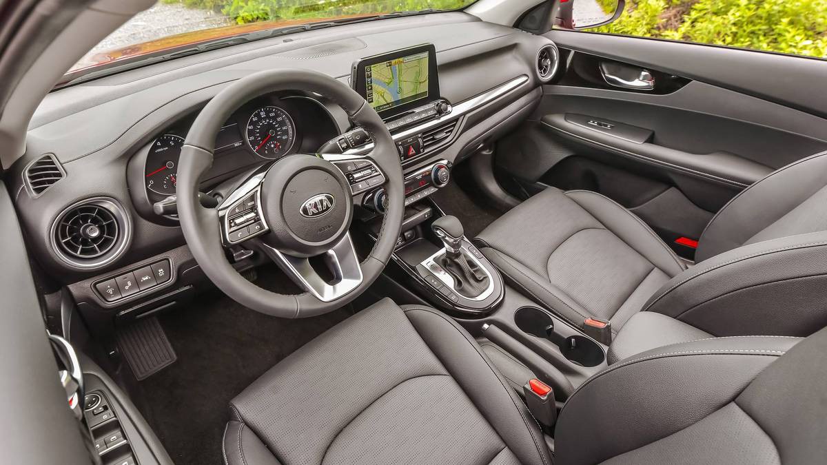 Kia Cerato giảm giá kỷ lục tại đại lý: Giá từ 499 triệu, rẻ nhất phân khúc, ngang Toyota Vios bản dịch vụ - Ảnh 6.