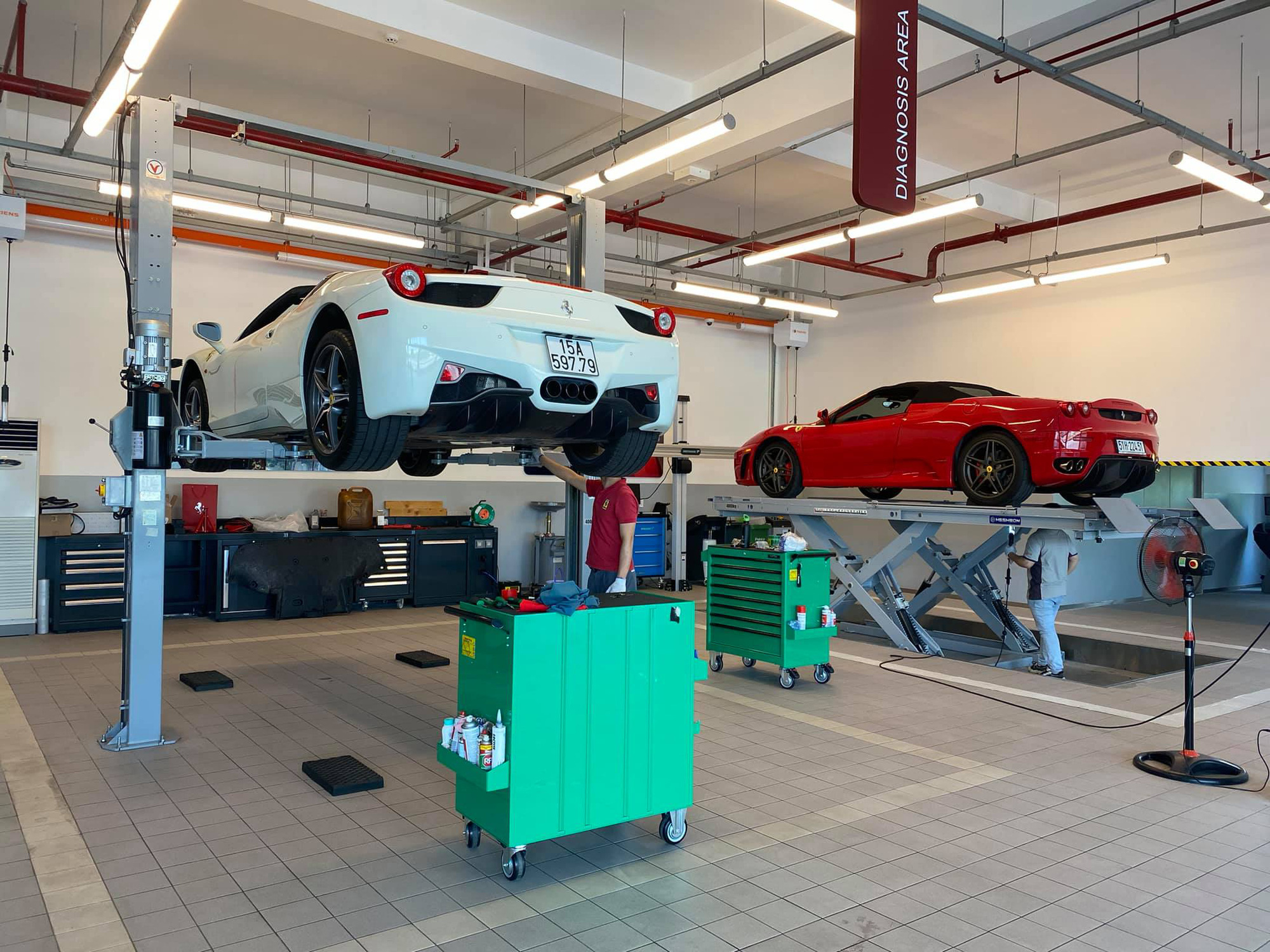 Sau F430 Spider, tập đoàn Novaland tiếp tục tậu Ferrari 458 Spider hàng hiếm bổ sung vào bộ sưu tập siêu xe đình đám - Ảnh 2.