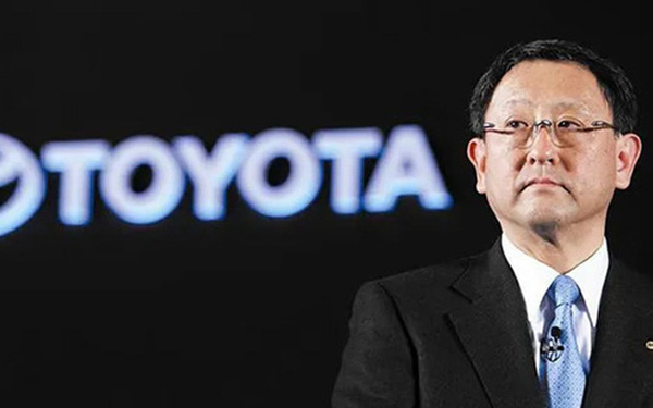 Sếp Toyota nói xe điện chỉ gây thêm ô nhiễm, hãng xe điện Trung Quốc nhắc khéo: Các ông muốn làm Nokia?  - Ảnh 1.