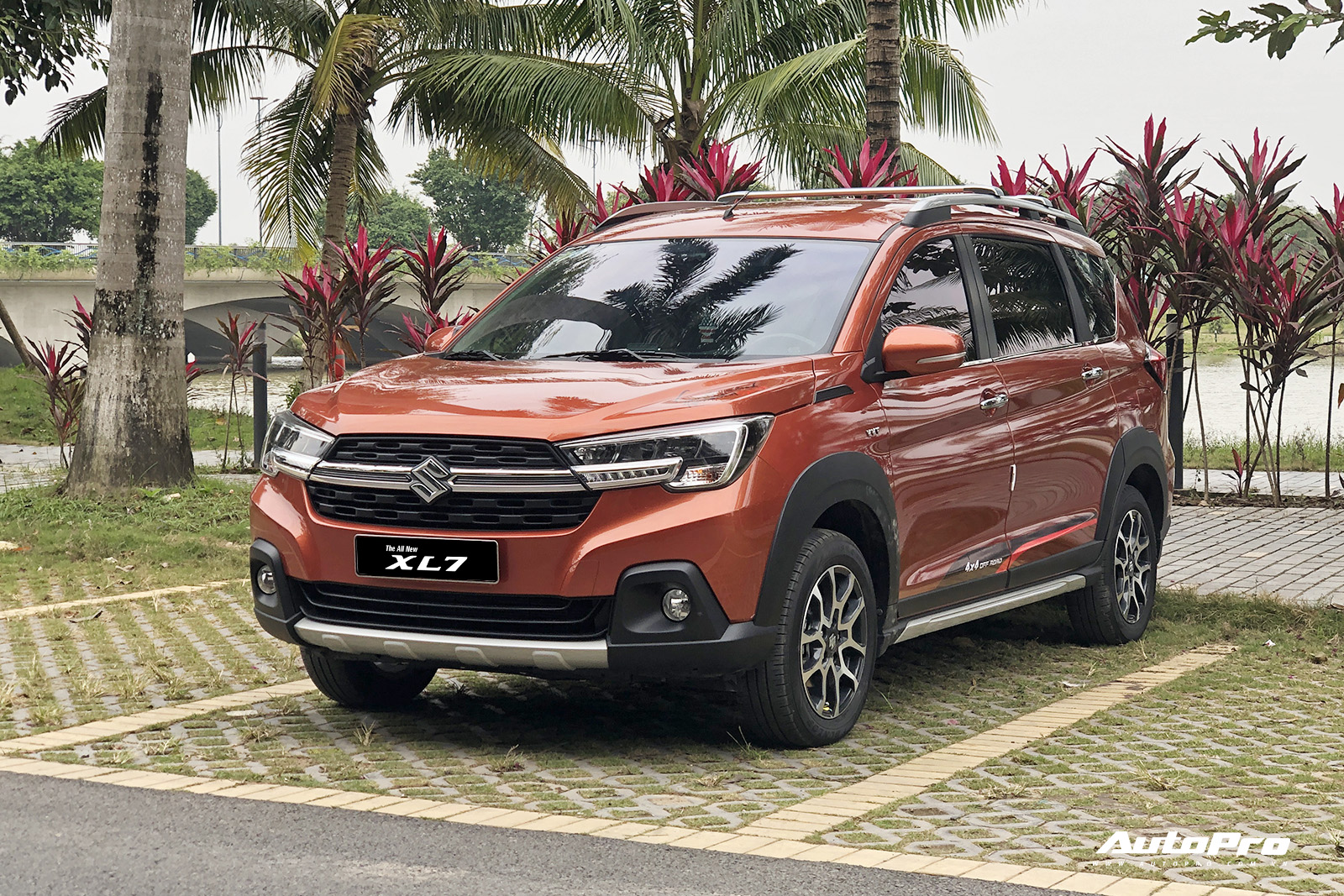 Giám đốc tài chính dùng Suzuki XL7 sau 4 tháng: Đủ dùng trong tầm giá - Ảnh 7.