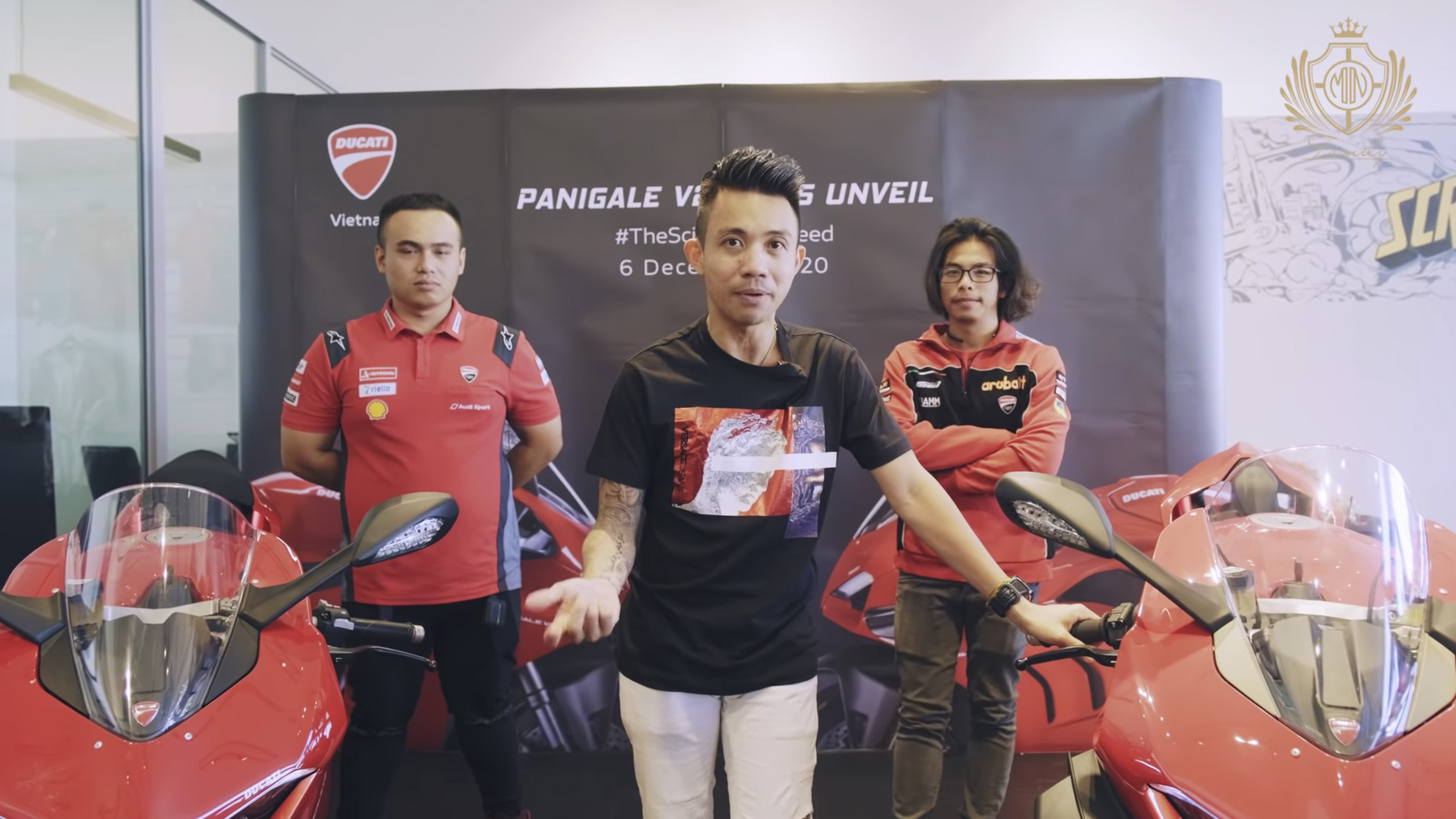 Vừa sắm dàn xe khủng trị giá hàng chục tỷ cuối năm, Minh nhựa chốt thêm chiếc Ducati Panigale V4 R giá khoảng 2 tỷ đồng - Ảnh 1.