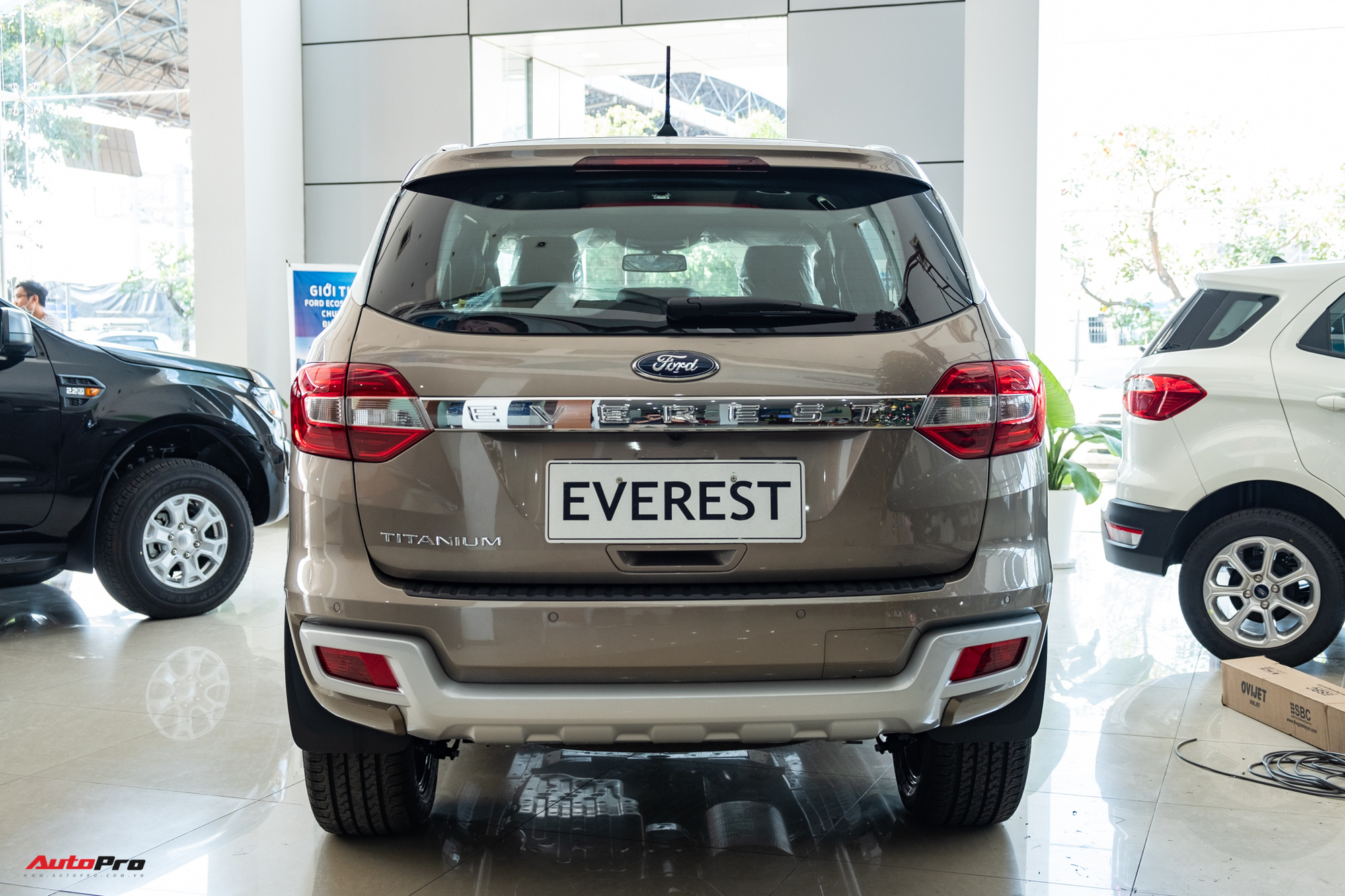 Chi Tiết Ford Everest 2021 Giá Từ 999 Triệu đồng Tại đại Lý Ford Phú Mỹ ...