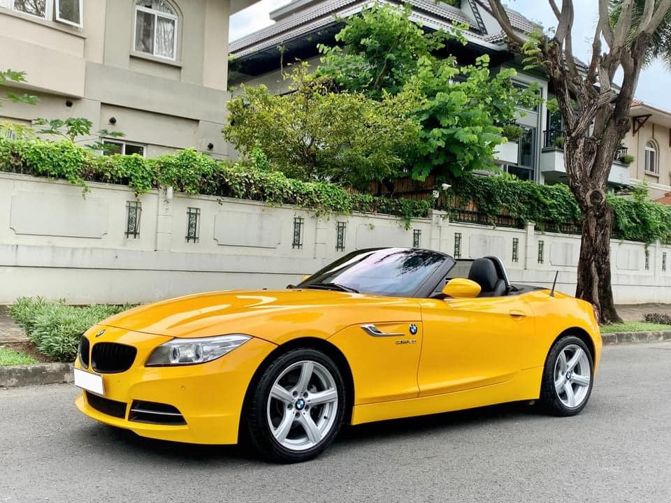 Xe mới liên tục về nước, BMW Z4 cũ hạ giá chỉ hơn 1,5 tỷ đồng - Ảnh 1.