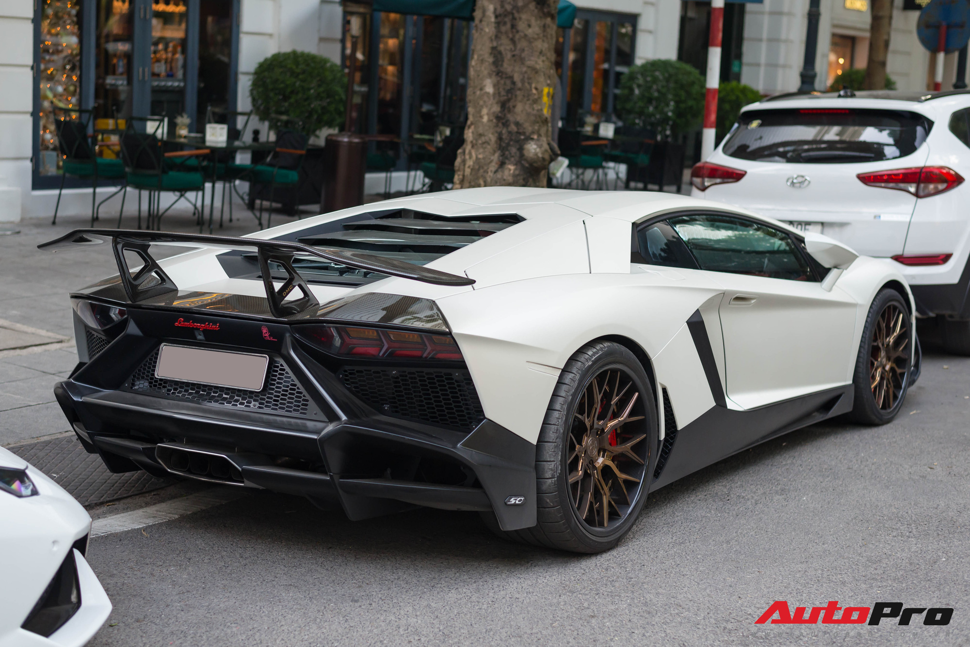 Lamborghini Aventador LP700-4 độ nhiều nhất Việt Nam xuất hiện tại Thủ đô tìm kiếm chủ nhân mới - Ảnh 3.