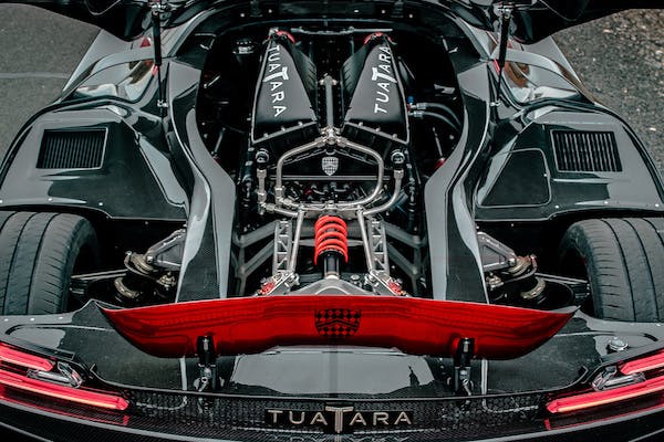 Siêu xe SSC Tuatara hoàn thiện chiếc đầu tiên sau 9 năm ròng rã, đối đầu Bugatti Chiron Super Sport 300+ bằng tốc độ kinh hoàng - Ảnh 5.