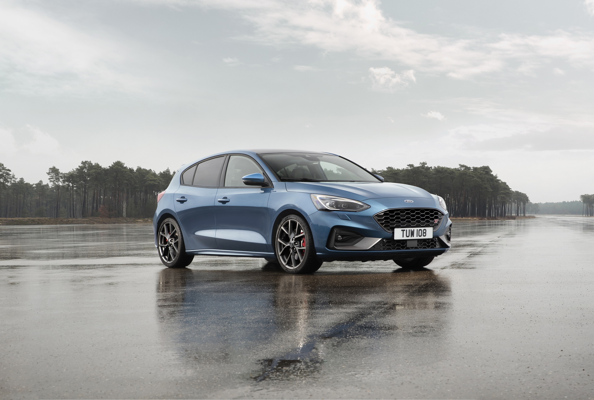 Ford Focus Rs Dời Ngày Ra Mắt, Buộc Phải Đưa Ra Thay Đổi Lớn Để Tránh 