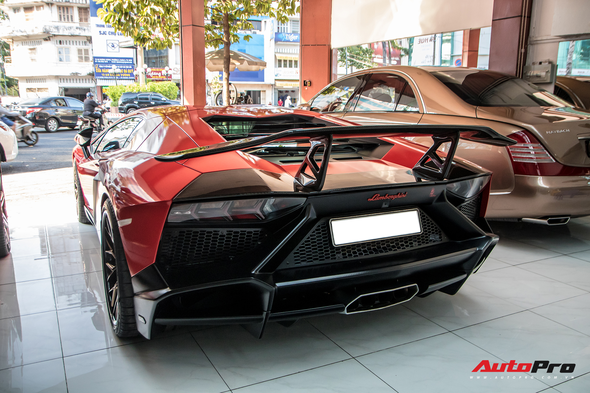Thực hư chuyện Lamborghini Aventador độ bản 50 năm của đại gia Bạc Liêu bán lại cho showroom siêu xe lừng danh Sài Gòn - Ảnh 10.
