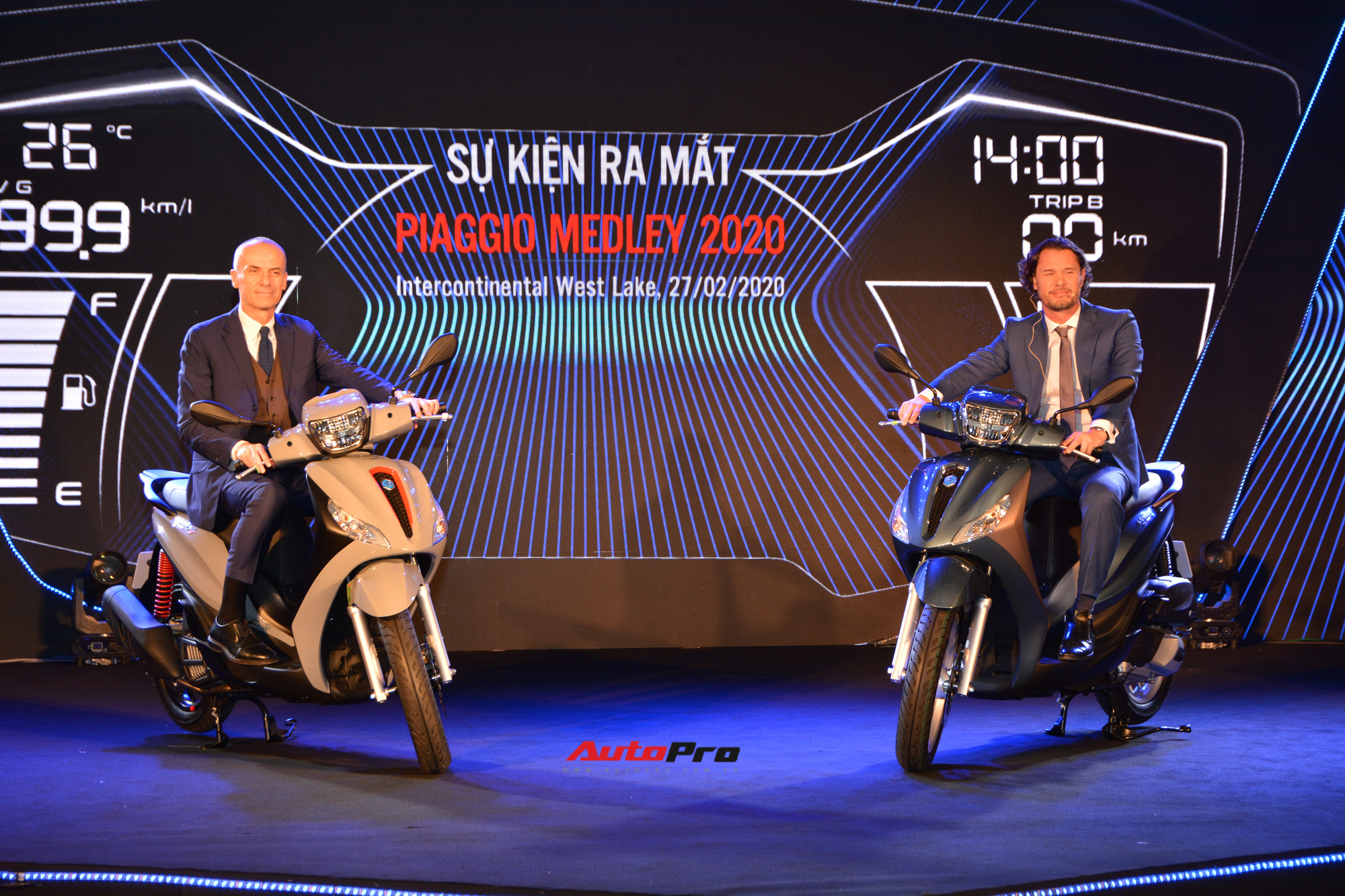 Ra mắt Piaggio Medley 2020 - Đấu Honda SH bằng giá bán từ 75 triệu đồng - Ảnh 1.