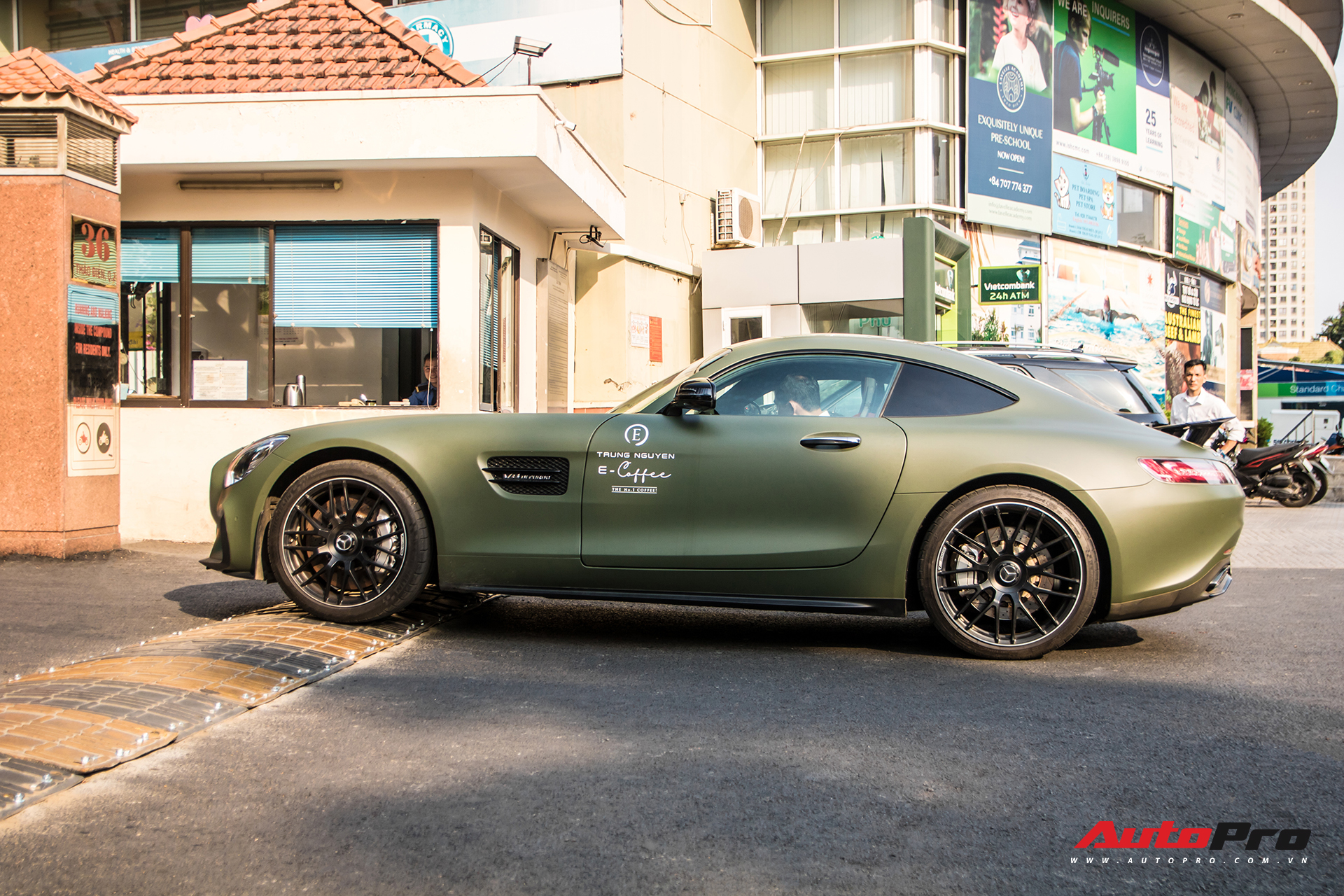 Mercedes-AMG GT S Edition 1 của ông Đặng Lê Nguyên Vũ bất ngờ xuất hiện trên phố Sài Gòn sau 3 năm vắng bóng - Ảnh 4.