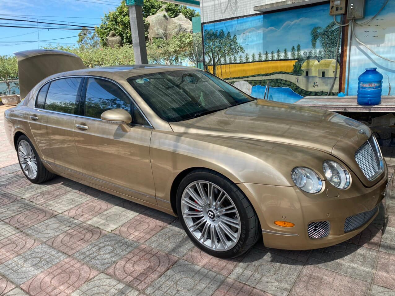 Bentley hết thời bán giá 1,9 tỷ đồng - Khi xe siêu sang rẻ ngang 2 xe cỏ - Ảnh 6.