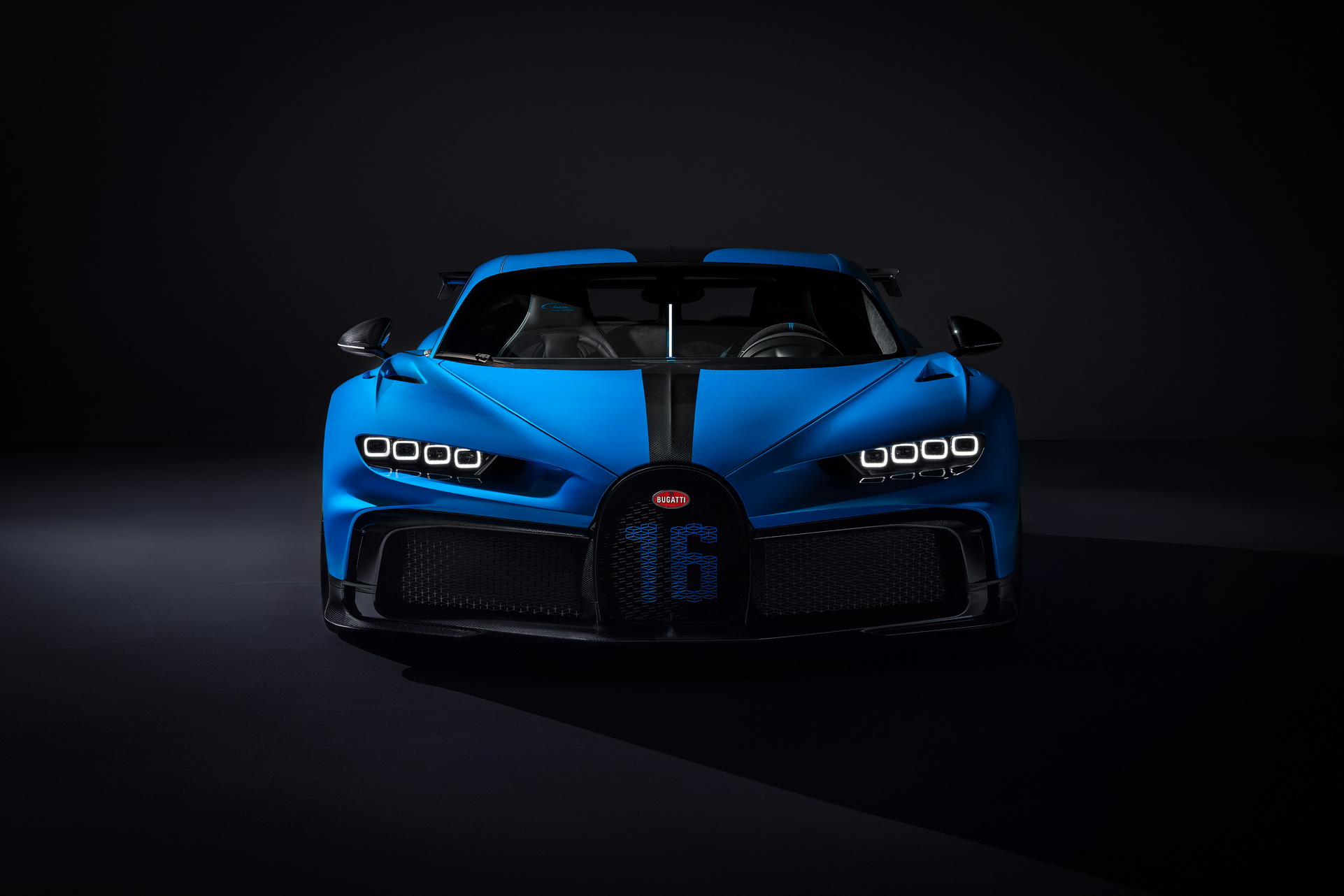 Vì sao Bugatti phải triệu hồi các mẫu siêu xe Chiron và Divo  Báo Công an  Nhân dân điện tử