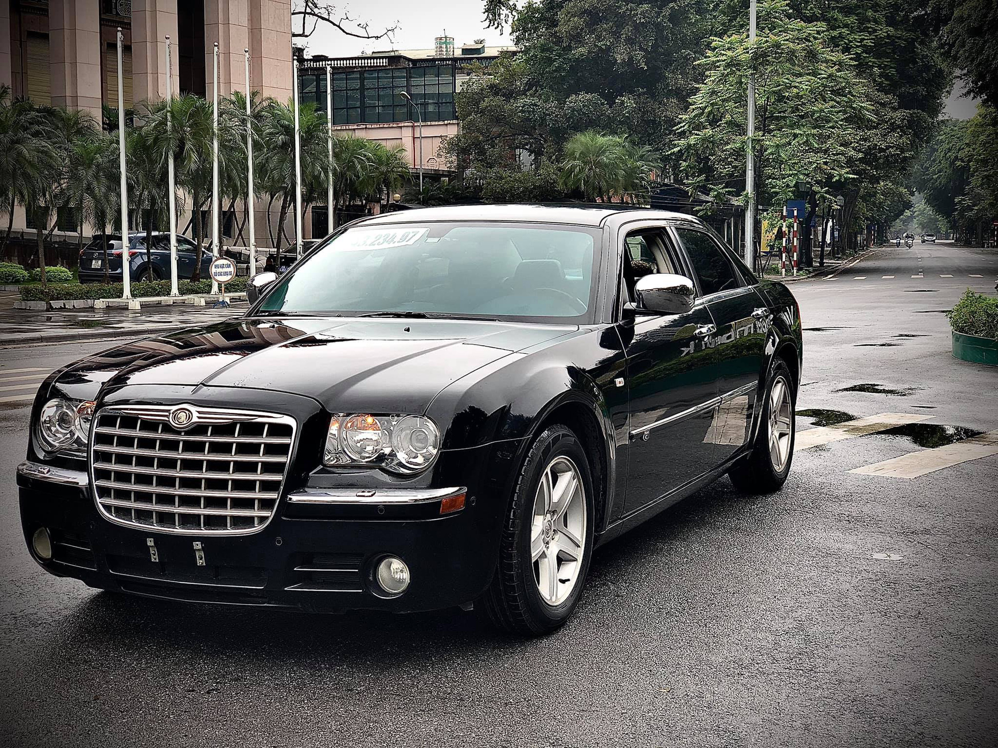 Mua bán Chrysler 300C 2010 giá 980 triệu  2832648