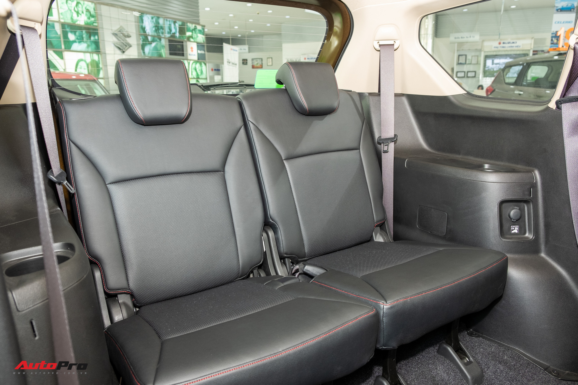Đánh giá nhanh Suzuki XL7 giá 589 triệu đồng vừa về đại lý - Bản vá thức thời của Ertiga để đấu Mitsubishi Xpander - Ảnh 15.