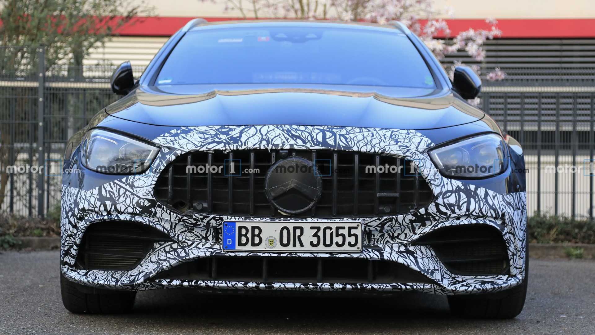 Giá xe Mercedes AMG E63 2023  Đánh giá Thông số kỹ thuật Hình ảnh Tin  tức  Autofun