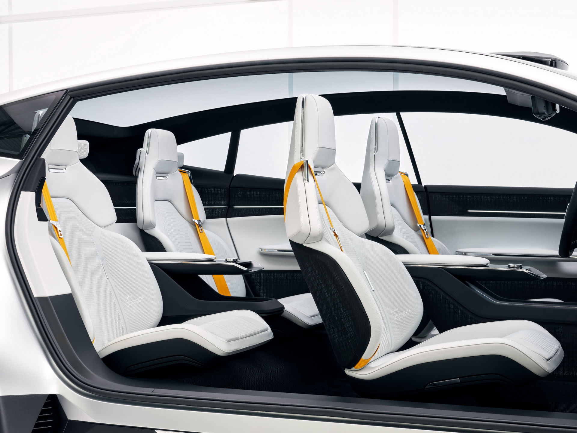 SUV siêu mạnh mới của Volvo: Thiết kế đậm chất tương lai, mượt như coupe - Ảnh 4.