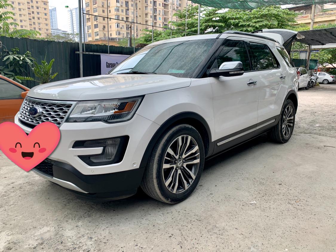 Ford Explorer lạ tại Việt Nam: Động cơ 3.5L, 6 chỗ ngồi, giá lăn bánh khoảng 4 tỷ đồng - Ảnh 1.