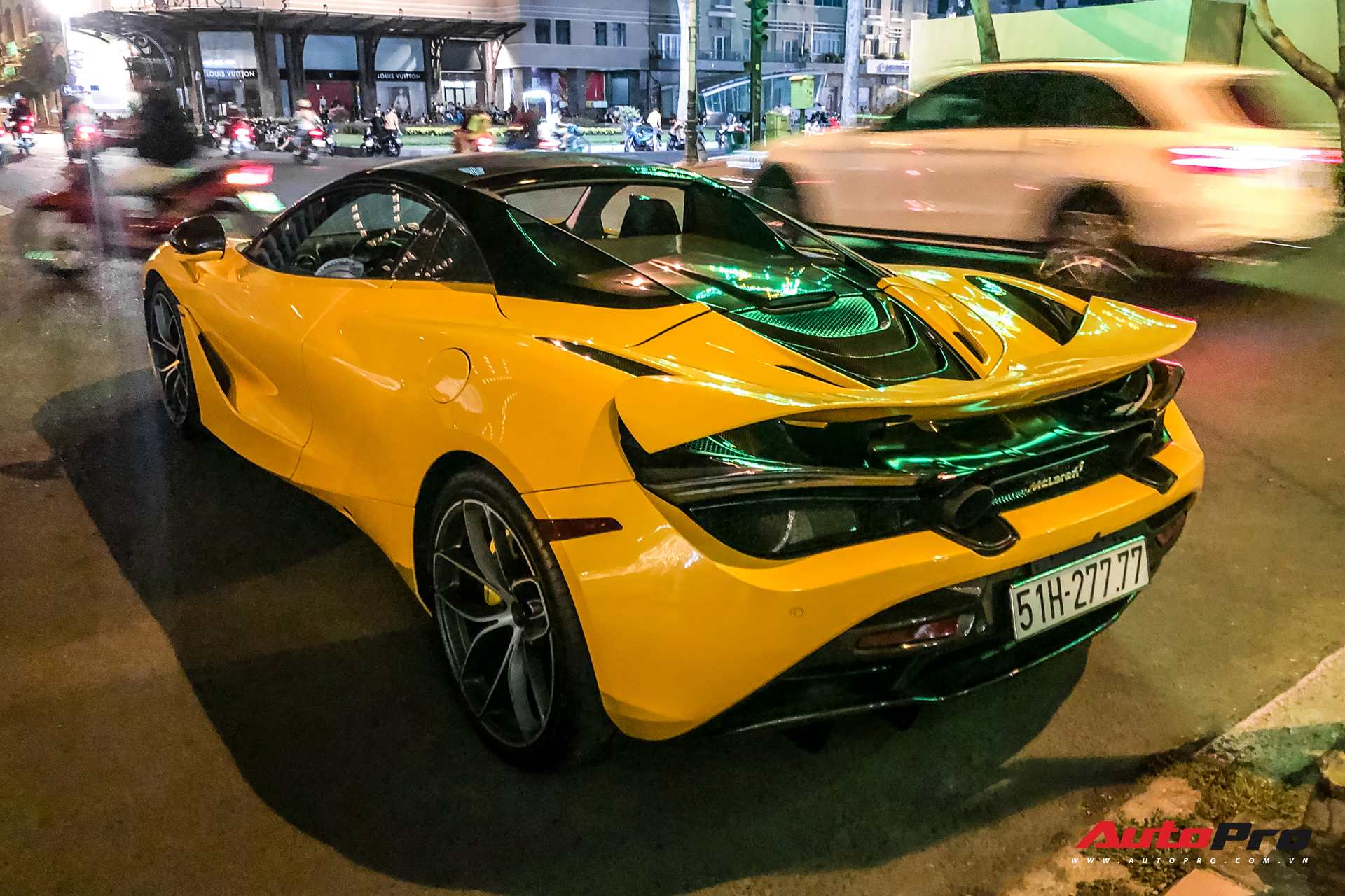 Đây chính là chiếc McLaren 720S Spider đầu tiên ra biển số tại Việt Nam, dãy số tứ quý 7 khiến nhiều người trầm trồ - Ảnh 3.