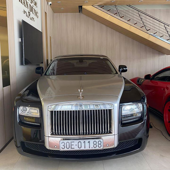Low car supply forces wealthy to buy used RollsRoyces Bentleys   Automotive News Europe
