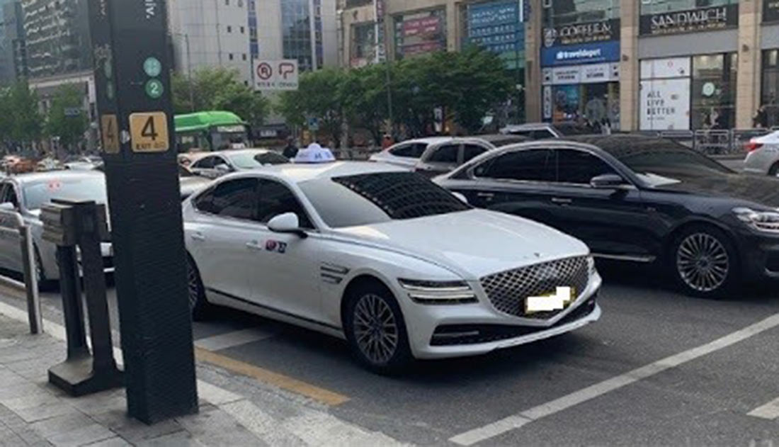 Mới ra mắt không lâu, Genesis G80 2020 đã bị lấy làm taxi tại Hàn Quốc - Ảnh 2.
