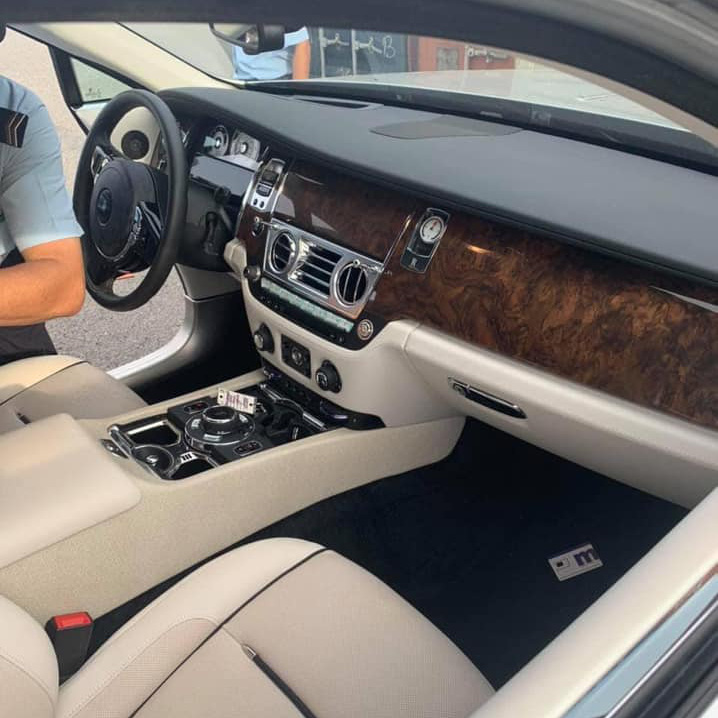 Thêm Rolls-Royce Wraith về Việt Nam: Năm sản xuất và giá rẻ bất ngờ - Ảnh 5.