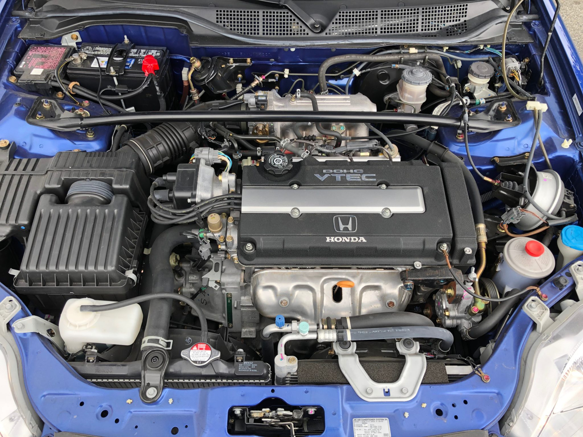 Honda Civic 20 năm tuổi bán lại với giá cao ngất ngưởng - Lý do vì sao xe Nhật được mệnh danh ăn chắc mặc bền - Ảnh 2.