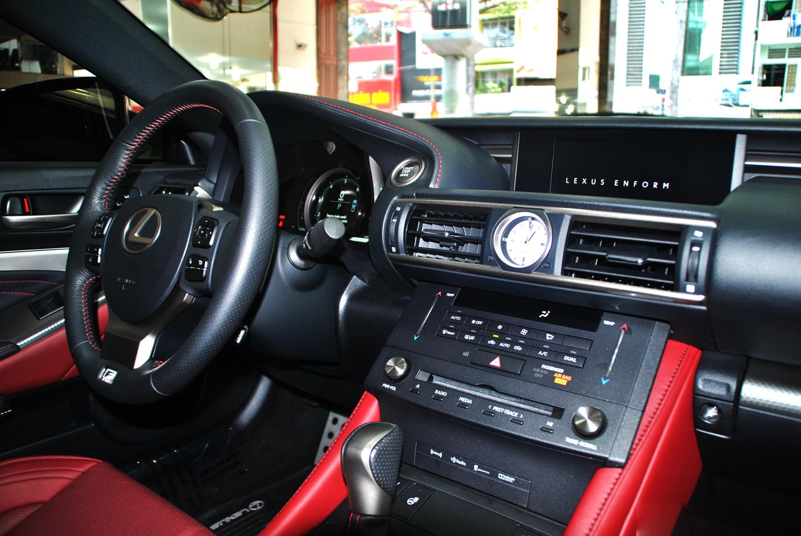 Xe chơi hàng độc Lexus RC 350 F-Sport bán lại giá 2,8 tỷ đồng, tình trạng sử dụng gây ngạc nhiên - Ảnh 3.