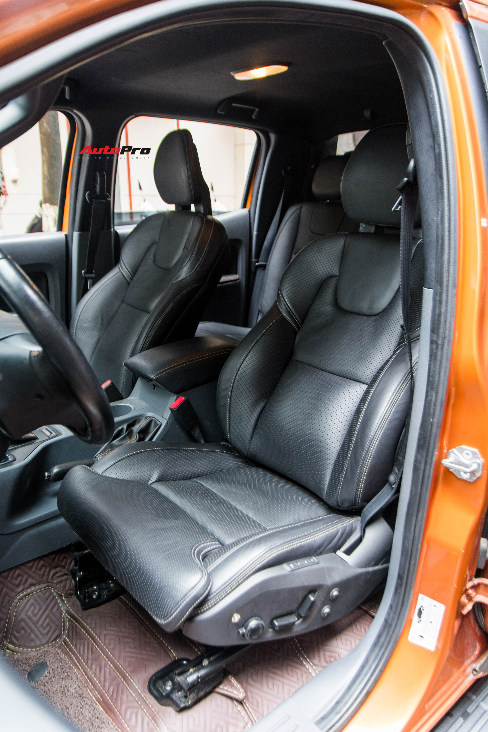Trải nghiệm ghế Volvo XC90 trên Ford Ranger: Khi sự tiện nghi, thoải mái giá 70 triệu - Ảnh 2.