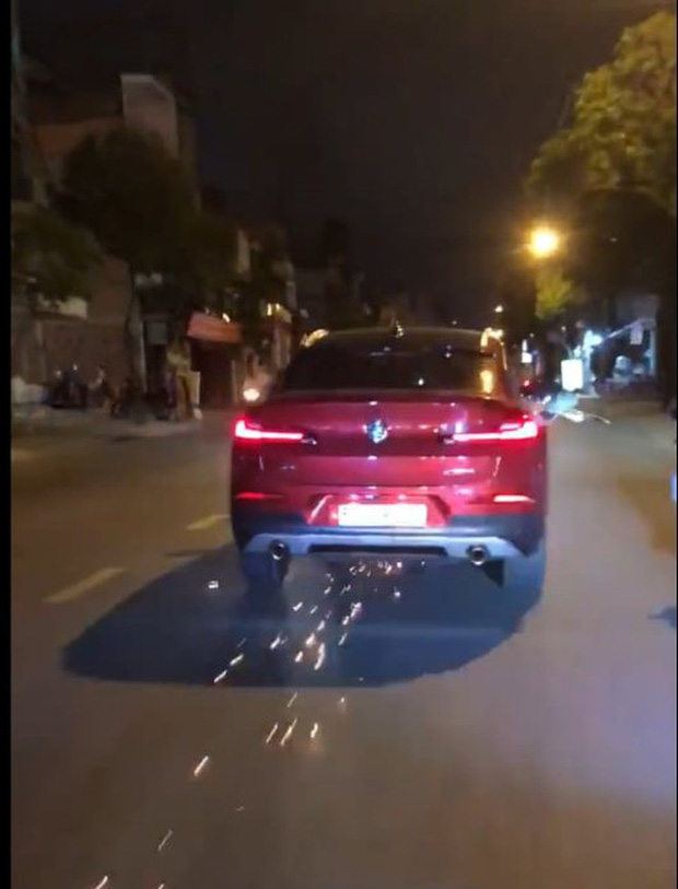 Nữ tài xế lái BMW gây tai nạn rồi bỏ chạy: Nhậu từ 2h chiều, cho biết sợ bị dàn cảnh cướp nên không dừng xe - Ảnh 1.