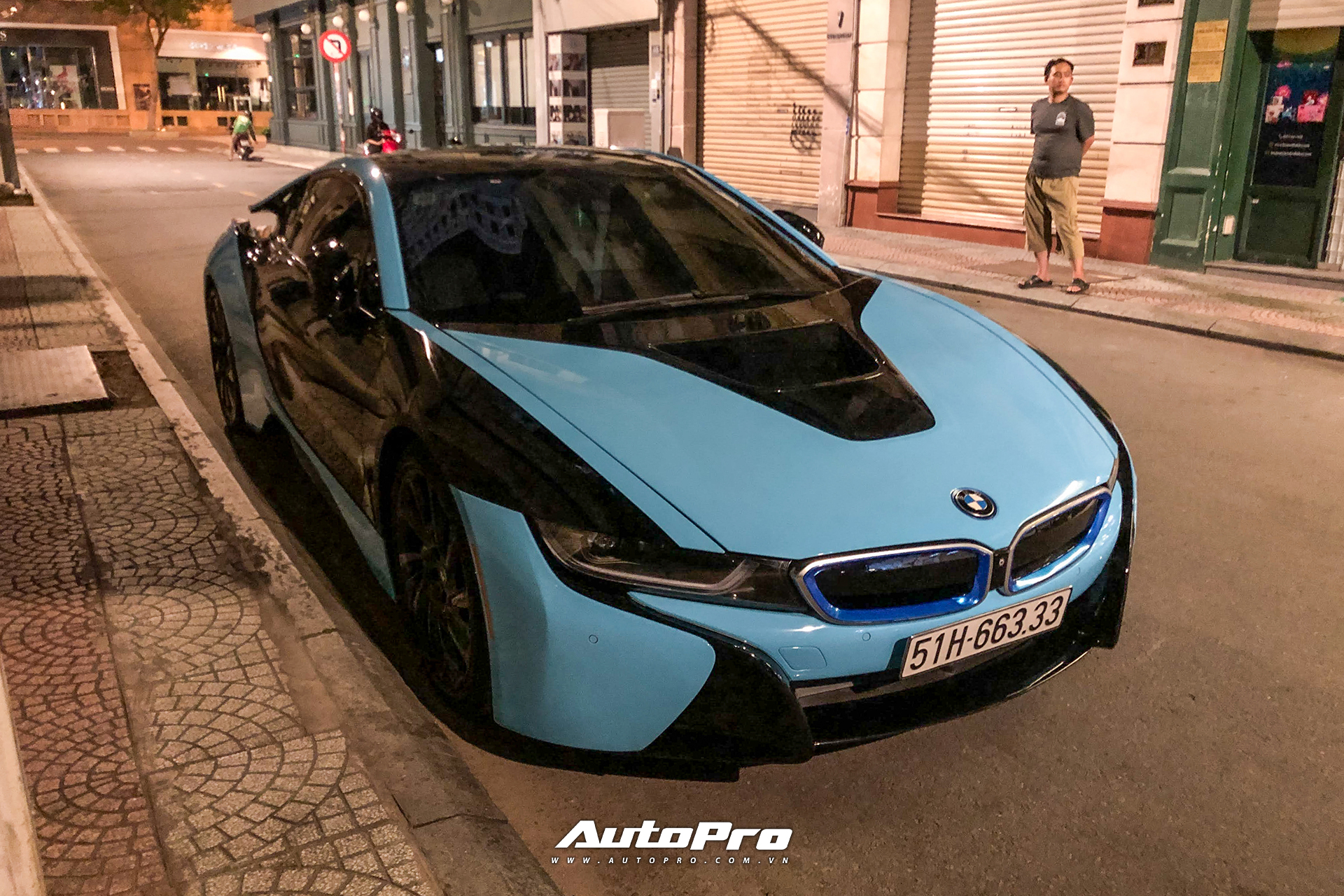 BMW i8 của doanh nhân kinh doanh online nổi bật với hai tông màu độc đáo, biển số gây chú ý hơn cả - Ảnh 4.