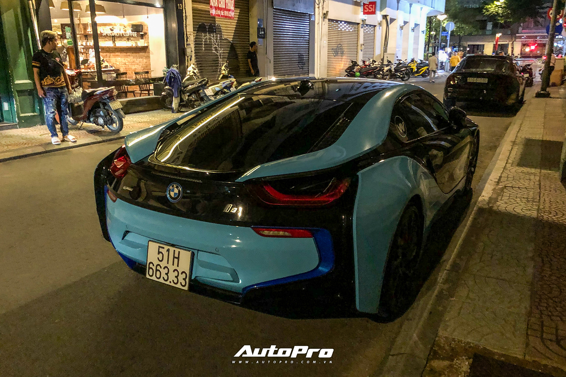 BMW i8 của doanh nhân kinh doanh online nổi bật với hai tông màu độc đáo, biển số gây chú ý hơn cả - Ảnh 5.