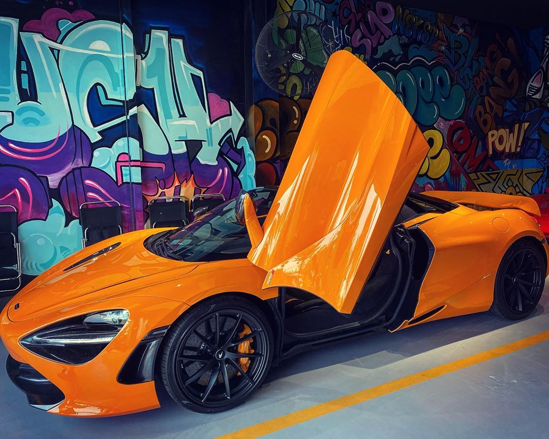 McLaren 720S Spider thứ 7 về Việt Nam cập bến Sài Gòn, nằm trong garaga toàn siêu xe gây chú ý - Ảnh 2.