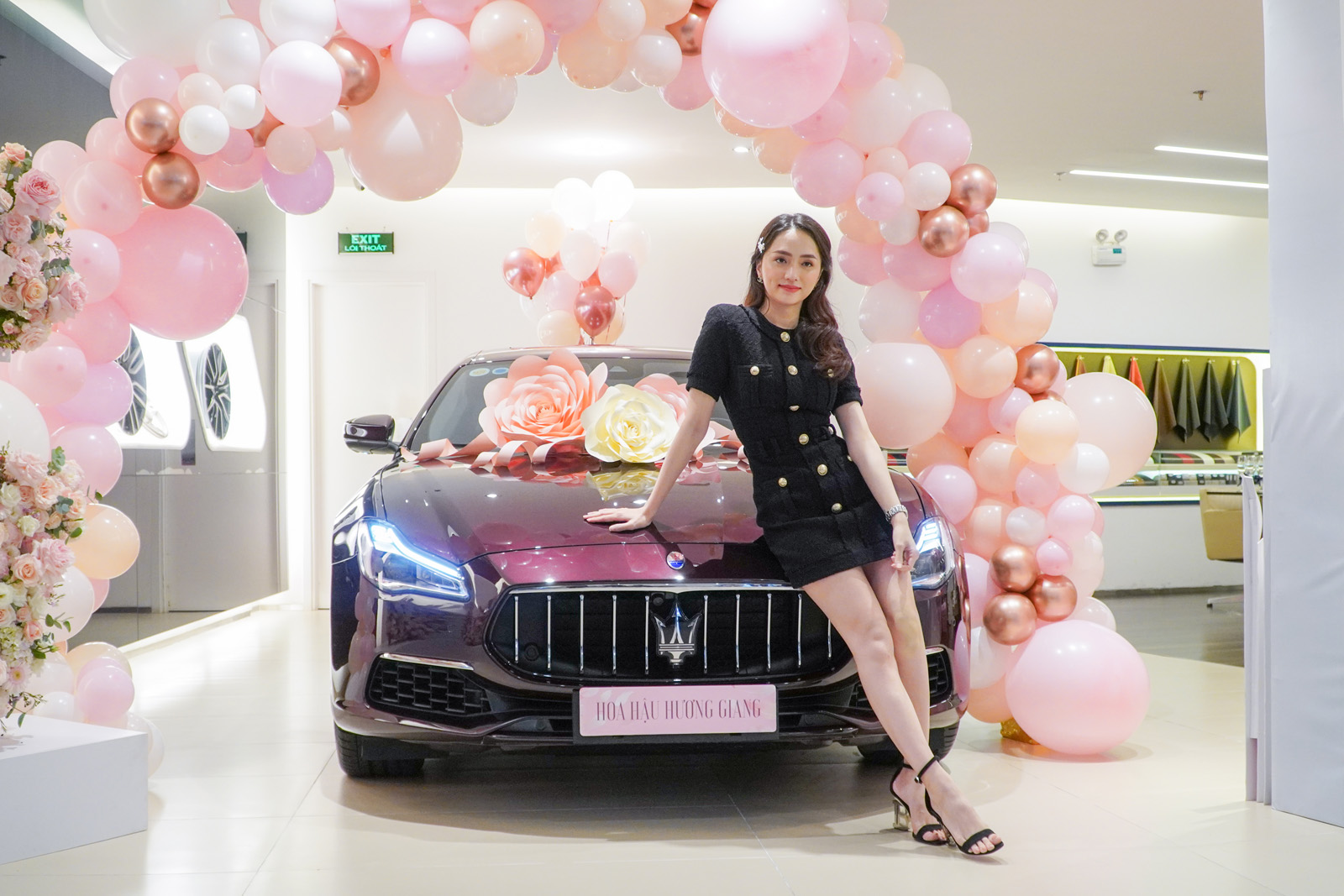 Hoa hậu Hương Giang mua Maserati Quattroporte hơn 8 tỷ đồng, tiết lộ cách chọn xe đặc trưng của phụ nữ - Ảnh 1.