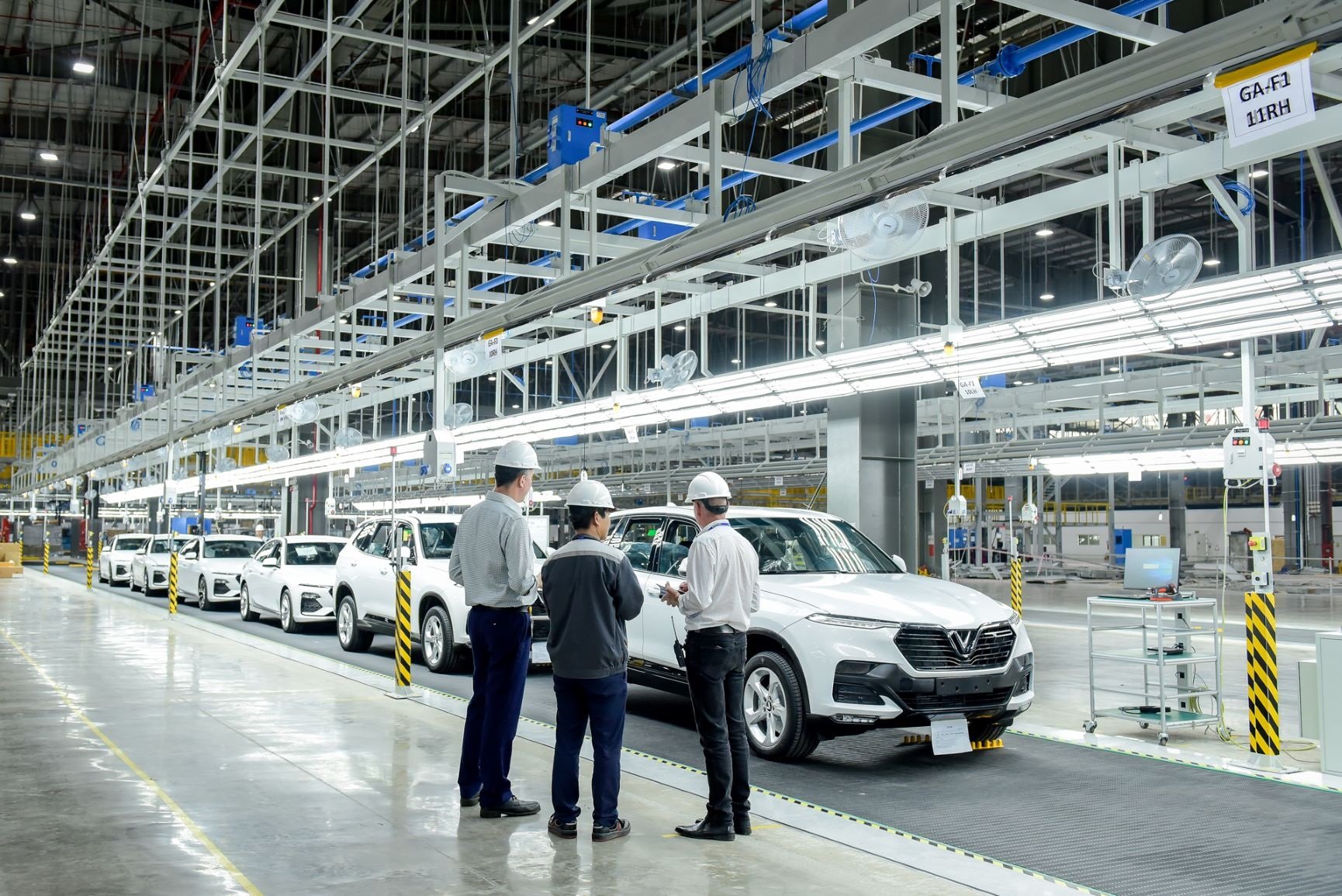 Gỡ “nút thắt” cho ngành công nghiệp ô tô - Ảnh 1.