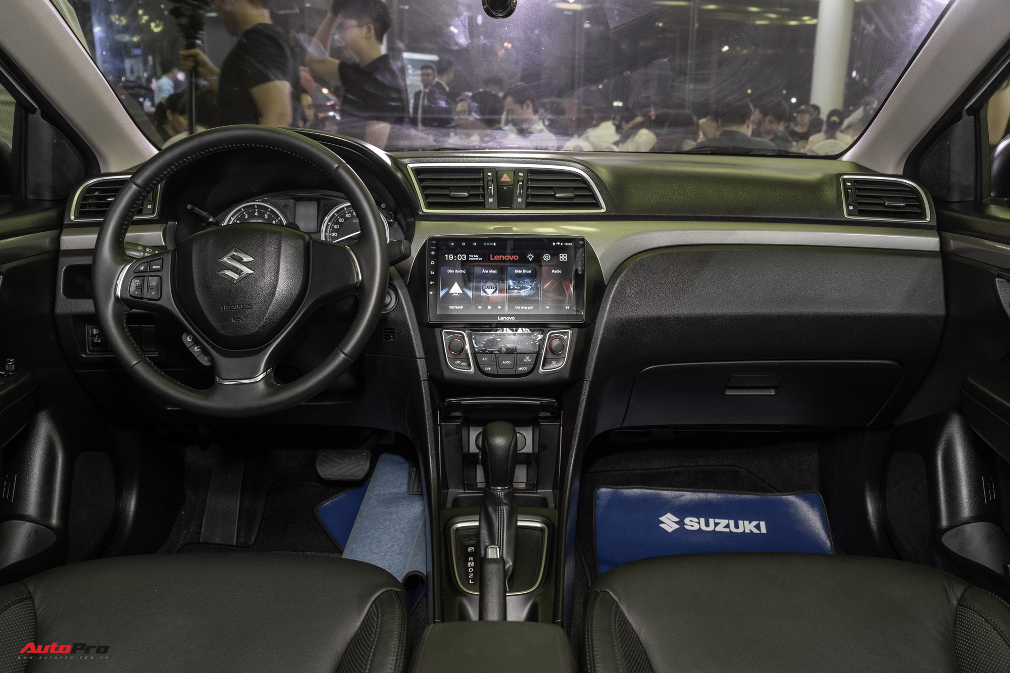 Khám phá Suzuki Ciaz 2020 giá 529 triệu đồng tại Việt Nam: Thiếu nhiều tính năng cơ bản - Ảnh 7.