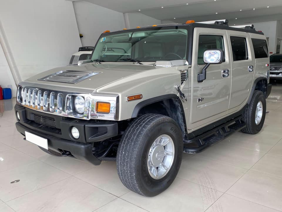 13 năm chạy 74.000km, khủng long Hummer H2 vẫn có giá gần 2,7 tỷ đồng - Ảnh 1.