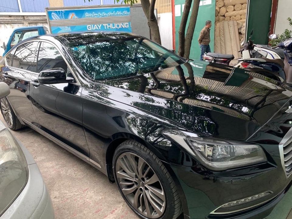 Là đối thủ Mercedes-Benz E-Class, chiếc xe sang này được bán lại với giá rẻ hơn Toyota Camry - Ảnh 4.