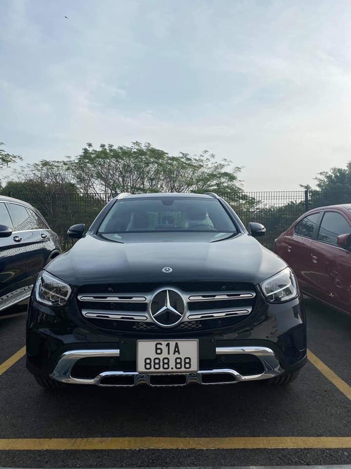 Chủ Mercedes-Benz GLC 200 bốc biển ngũ quý 8 siêu hiếm, dân tình hùa nhau khen: ‘Đã giàu lại còn hên’ - Ảnh 4.