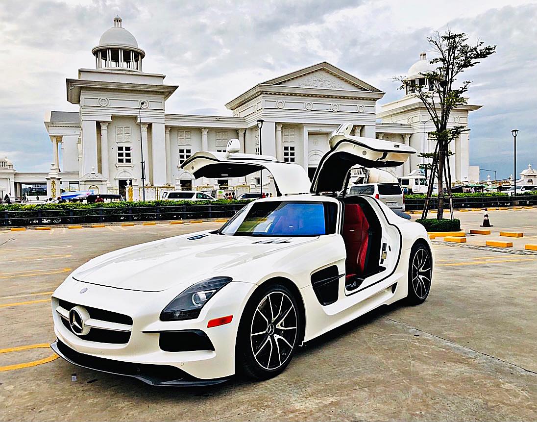 Mercedes-AMG SLS lạ lẫm về Việt Nam ăn Tết với bộ bodykit gây chú ý, dân tình vẫn tò mò về nguồn gốc siêu xe - Ảnh 3.