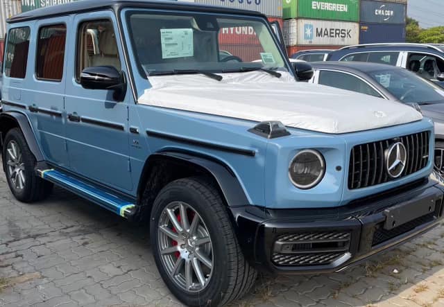 Lộ diện Mercedes-AMG G 63 của Nguyễn Quốc Cường vừa kịp về nước chơi Tết: Màu sơn độc trị giá cả trăm triệu, sau nửa năm mới có hàng - Ảnh 2.