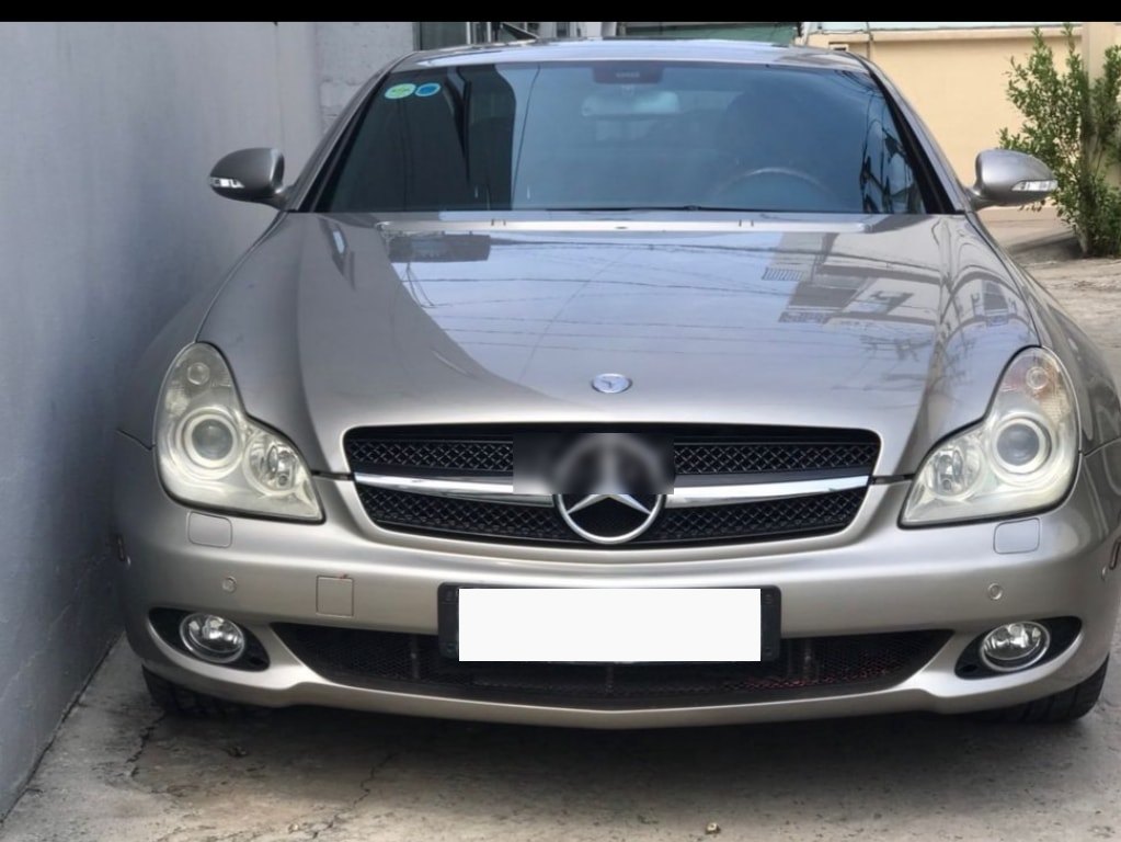 Tìm chủ mới, xe ‘dân chơi’ Mercedes-Benz CLS 500 hạ giá rẻ hơn Toyota Vios cả trăm triệu đồng - Ảnh 2.