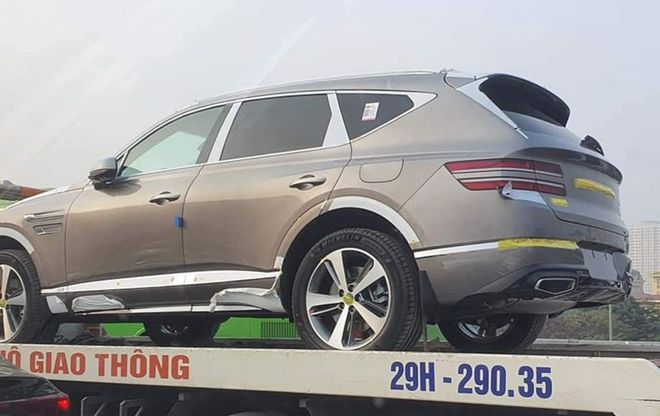 Lô Genesis GV80 đầu tiên về Việt Nam với hàng chục chiếc: SUV hạng sang Hàn Quốc cạnh tranh Mercedes-Benz GLE - Ảnh 2.