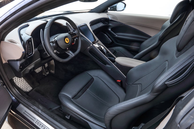 Ferrari Roma đầu tiên chuẩn bị cập bến cho đại gia Việt chơi Tết: Siêu xe 4 chỗ lạ lẫm, giá khoảng 20 tỷ đồng - Ảnh 2.